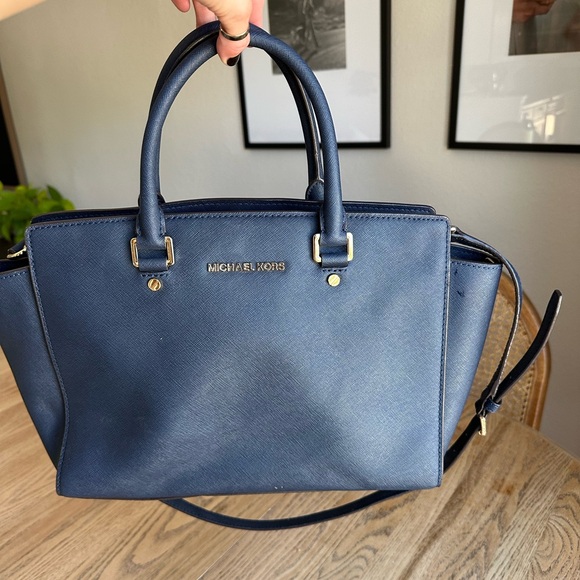 Michael Kors bag - Picture 2 of 6